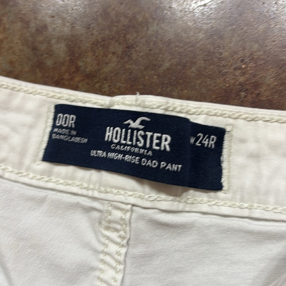 Hollister Women's Cream Cargo pants ultra high rise dad pant w24R 00R - Picture 2 of 3
